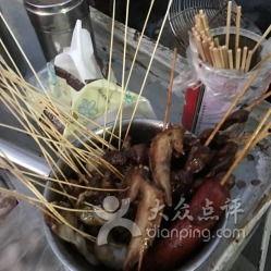 阿瓜吃遍上海滩视频,探寻沪上风味小吃地图