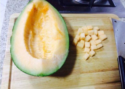 小哈密瓜炒菜吃视频,家常美味轻松学