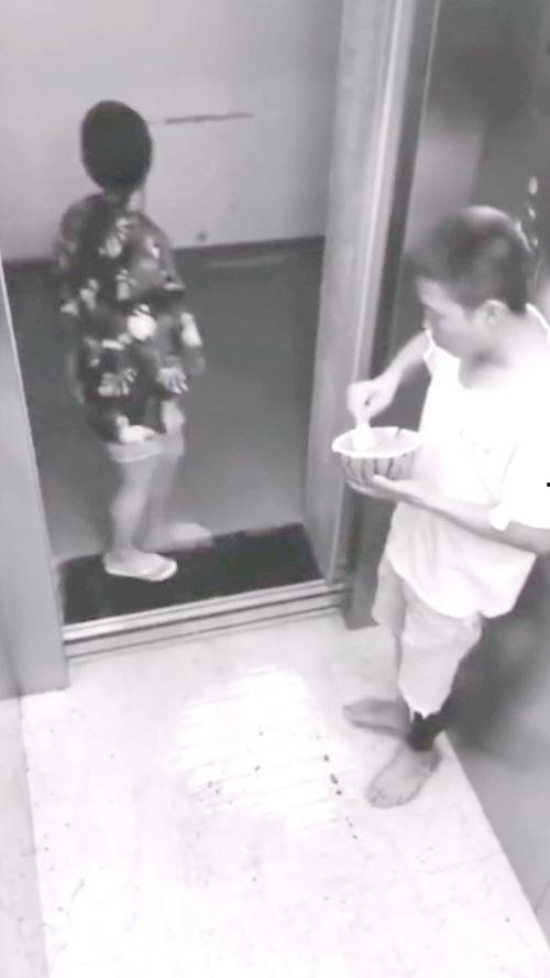 吃瓜回头杀视频,视频背后的惊人真相