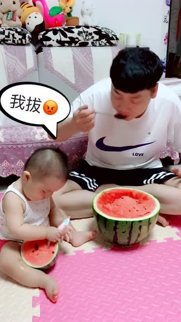 宝贝吃小瓜视频,小瓜美食之旅
