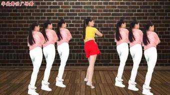 小女孩广场舞吃瓜视频,小女孩视角下的欢乐时光